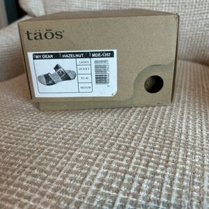 Taos Hazelnut Sandals